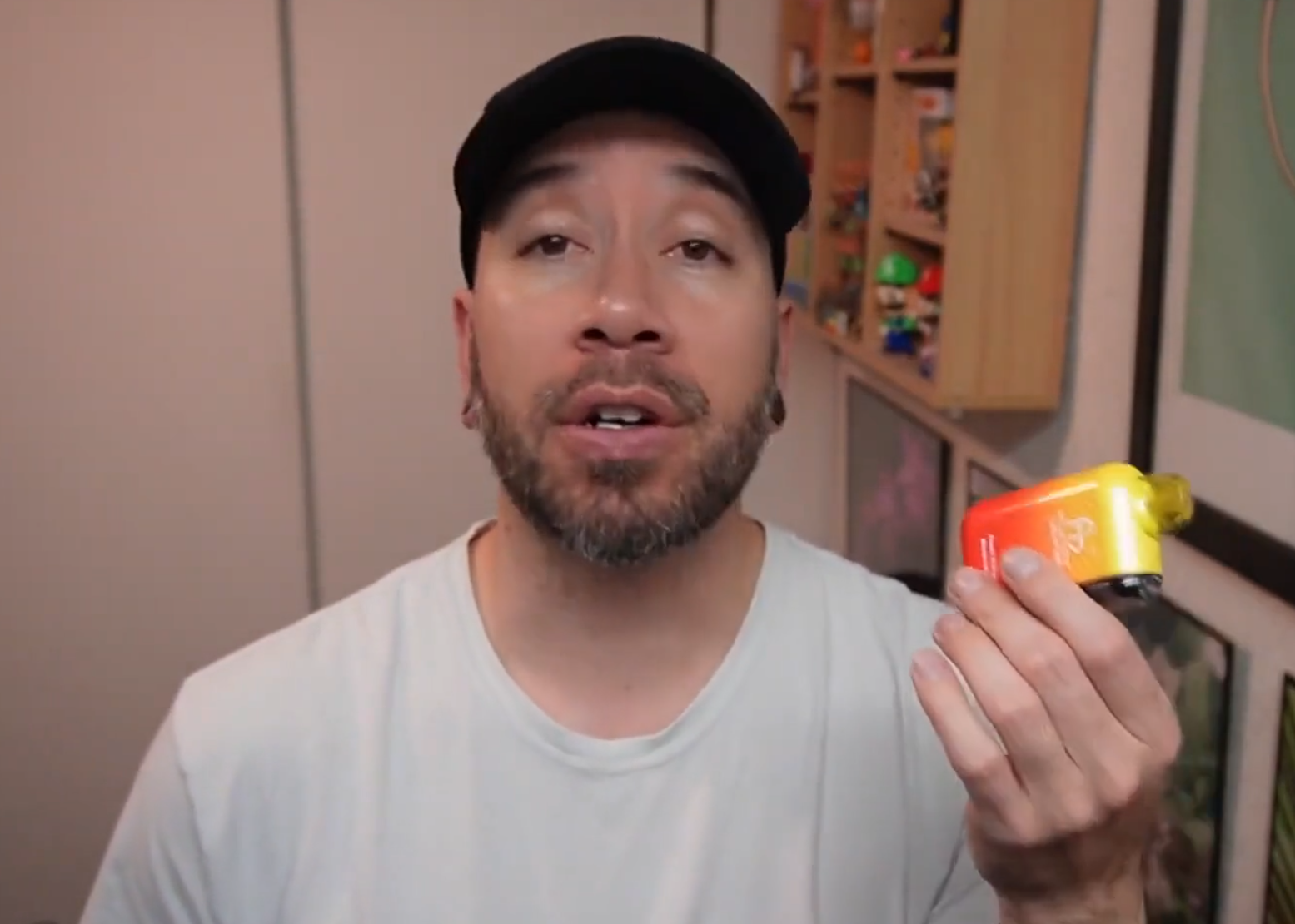 Review Of The Fumot Tornado 20000 Disposables Wideo