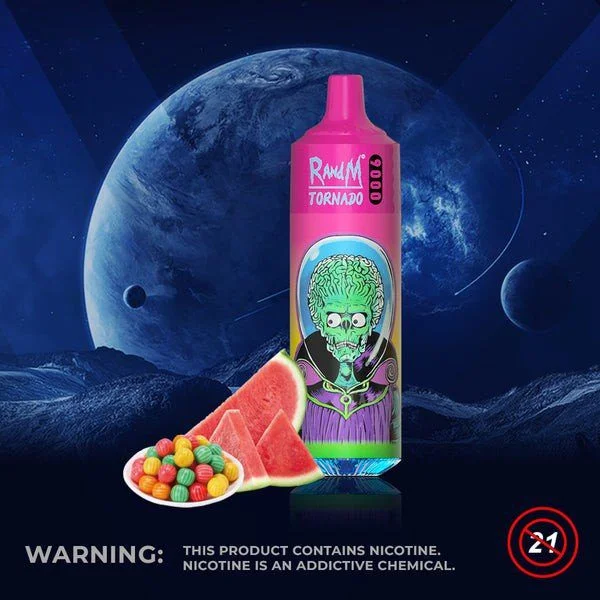 Kolorowy e-papieros RandM Tornado, z rozsypanymi wokół niego cukierkami i żelkami, symbolizującymi intensywne, słodkie smaki.