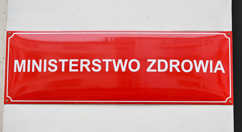 Hurtownia Vape Polska legalność,akcyza na e-papierosy 2024,TPD limity vape,zakaz reklamy e-papierosów,legalne jednorazówki hurt,jak założyć hurtownię vape,ryzyko biznes vape,EU-CEG rejestracja