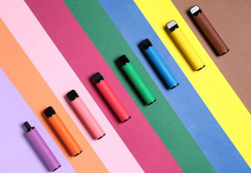 elektrośmieci e-papierosy jednorazowe - Czym są e-papierosy jednorazowe? - blog Shishasklep.pl